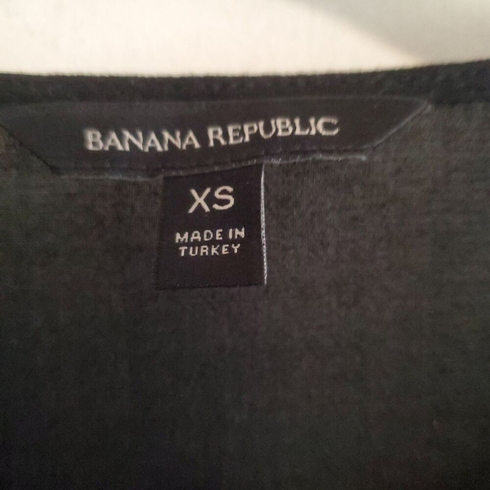 Banana Replublic Black Poet Sleeve Top Size XS Minimal Career Office Capsule - Picture 8 of 10